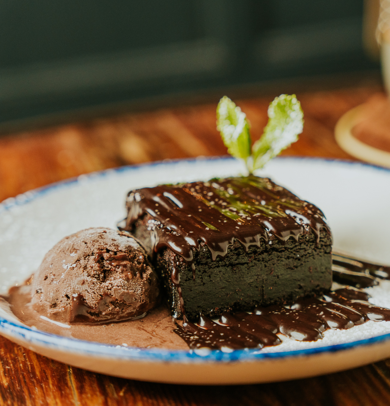 Dinner & Dining at The Mary Dillwyn in Swansea